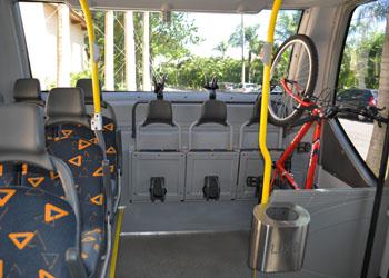 Em teste: ônibus com espaço interno para bikes