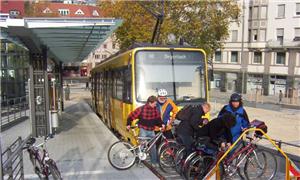 Espaço exclusivo para bicicletas