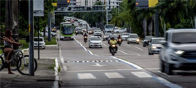 Especialistas apontam soluções à mobilidade urbana