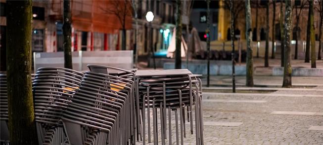 Esplanadas desertas desde 13 de março, no Porto