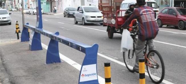 Estação da Manôbike em Manaus, ainda sem as bicicl