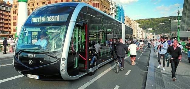 Exemplo de ônibus inovador na Europa