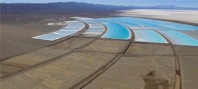 Extração de litio na região de Jujuy, norte da Arg