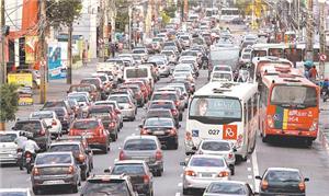 Faixa da Avenida Herculano Bandeira tinha faixa ex