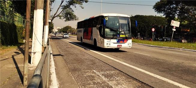 Faixa de asfalto fresado: em breve uma ciclovia