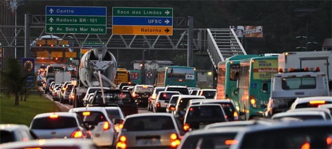 Florianópolis: congestionamentos diários em toda a