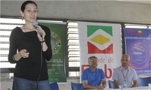 Irene Quintáns fala aos estudantes sobre mobilidad