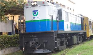 Locomotiva modernizada chega à capital da Paraíba
