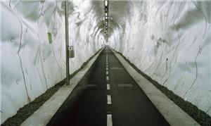 Maior túnel cotidiano de bicicleta do mundo