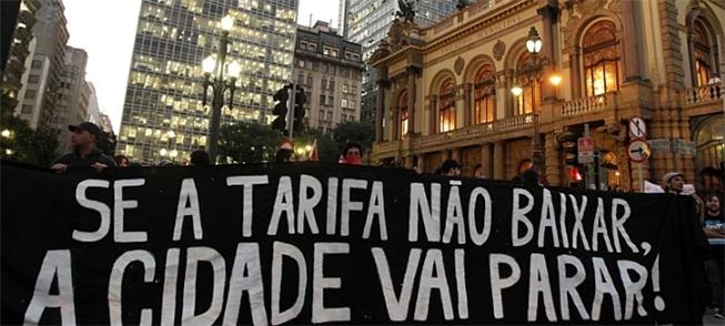 Manifestações pedem por transparência nas política