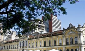 Mercado Público de Porto Alegre agora tem loja vir