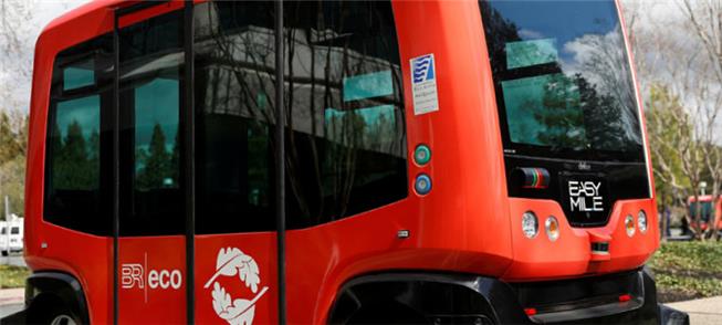 Mini-ônibus em teste na Califõrnia