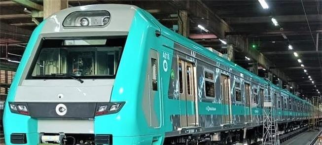 Novo trem da Via Mobilidade para as linhas 8 e 9