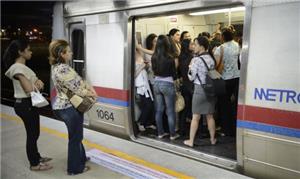 O metrô de Brasília já conta com um vagão exclusiv