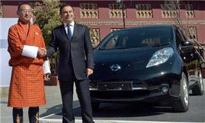 O premiê do Butão e o CEO da Nissan