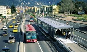 O Transmilênio, em Bogotá