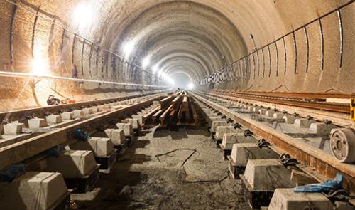 Obras da linha leste, paralisadas desde o dia 2 de