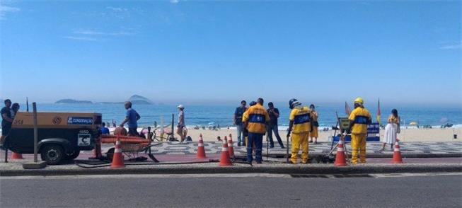 Obras foram iniciadas ontem (23) na orla do Leblon