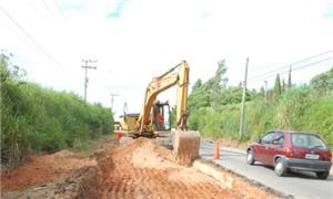 Obras na Estrada Velha de Itu