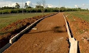 Obras para implantação da ciclovia na Asa Norte