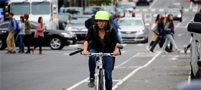 Óculos especiais rastreiam os movimentos do ciclis