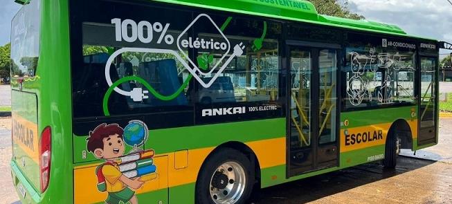 Ônibus 100% elétrico, modelo Ankai OE-9, em teste