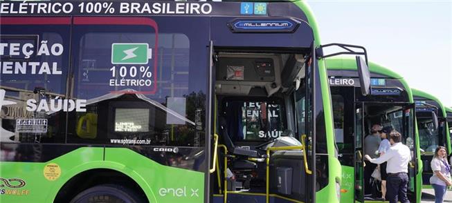 Ônibus da Eletra, com baterias Weg e carrocerias C