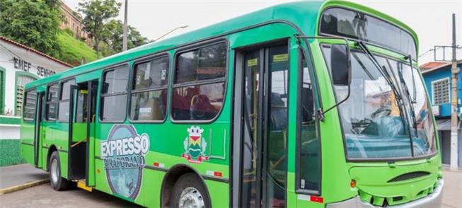 Ônibus do Expresso Social Piraporano: 