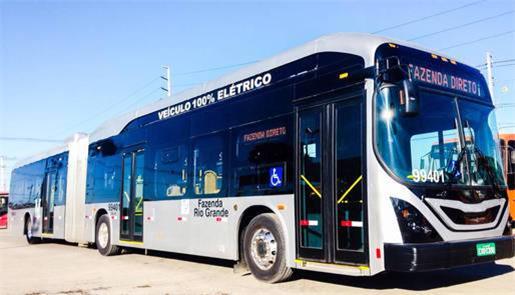 Ônibus elétrico testado entre Curitiba e Fazenda R