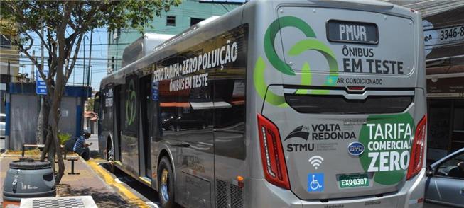 Ônibus em teste em Volta Redonda: 