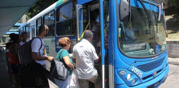 Ônibus novos, problema antigo