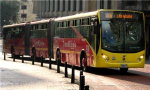 Ônibus que trafegam em vias exclusivas pela cidade