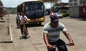 Os motoristas ficaram em bicicletas fixa