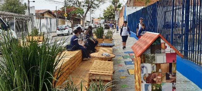 Parklet frente a escola em Campinas-SP: segurança