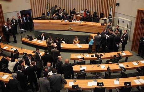 Parlamentares questionam repasses a empresas de ôn