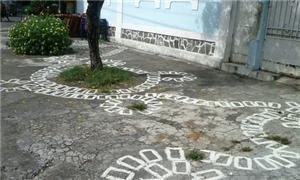 Pinturas em mais de 60 calçadas do Grajaú