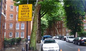 Placa em rua de Londres