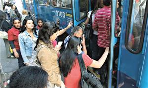 Por enquanto, o aumento nas tarifas de ônibus está