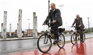 Prefeito José Fortunati inaugura ciclovia