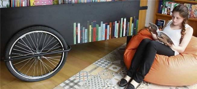 Projeto de bicicleta e livraria itinerante no ABC