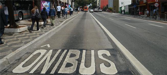 Projetos incluem pontos de ônibus, calçadas, ciclo