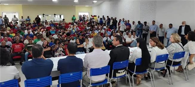 Reunião em Paripe, Salvador: governo promete novo
