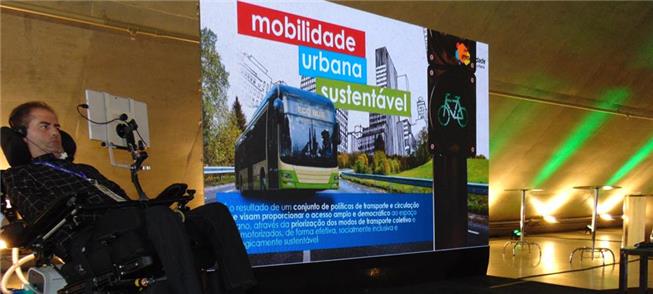 Ricky Ribeiro em sua palestra no Parque da Mobilid
