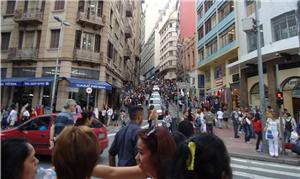 Rua 25 de Março, Perto da Estação São Bento