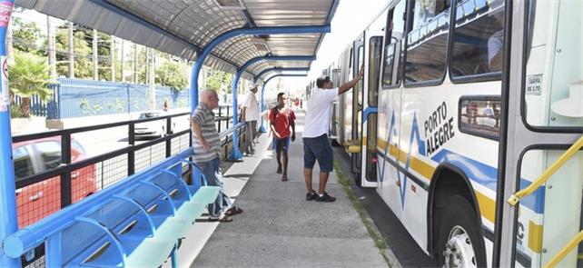 Segue em análise pacote para baixar tarifa de ônib