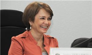 Senadora Angela Portela (PT-RR)