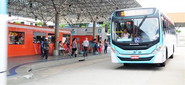 Sete terminais de ônibus de Fortaleza terão salas