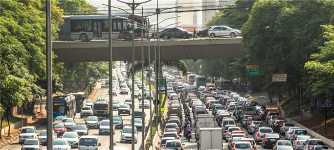 SP recordista, já que vive congestionamento perman