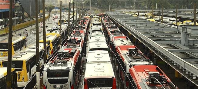 Terminal de ônibus Pq. D. Pedro, em São Paulo