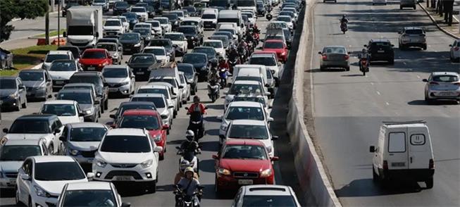 Trânsito em São Paulo: perigo nas ruas da cidade